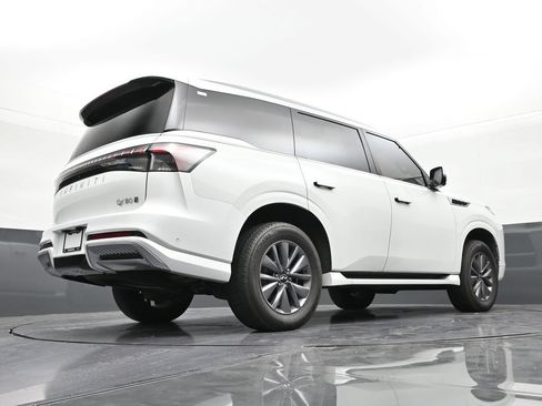 Used 2025 INFINITI QX80 Pure AWD/4WD image 25