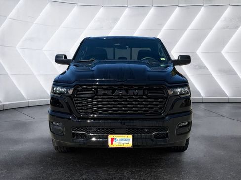 New 2026 RAM 1500 Express AWD/4WD image 8