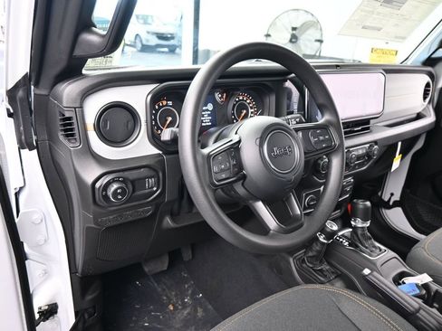 New 2026 Jeep Gladiator Sport image 10