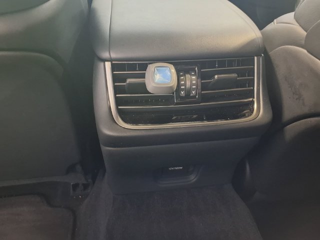 Used 2021 Lexus LS 500 w/ Accessory Package (Z2) RWD image 19