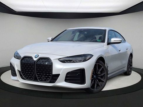 Certified 2022 BMW i4 eDrive40 w/ M Sport Package RWD image 1