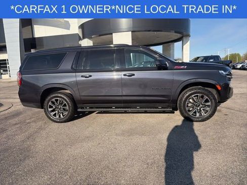 Used 2023 Chevrolet Suburban Z71 w/ Luxury Package AWD/4WD image 15
