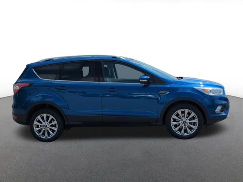 Used 2017 Ford Escape Titanium FWD image 7
