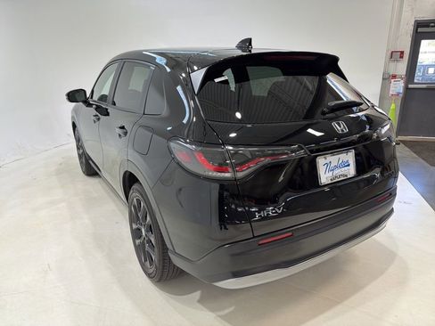 Used 2024 Honda HR-V Sport image 5