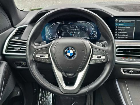 Used 2022 BMW X5 xDrive45e w/ Climate Comfort Package image 19