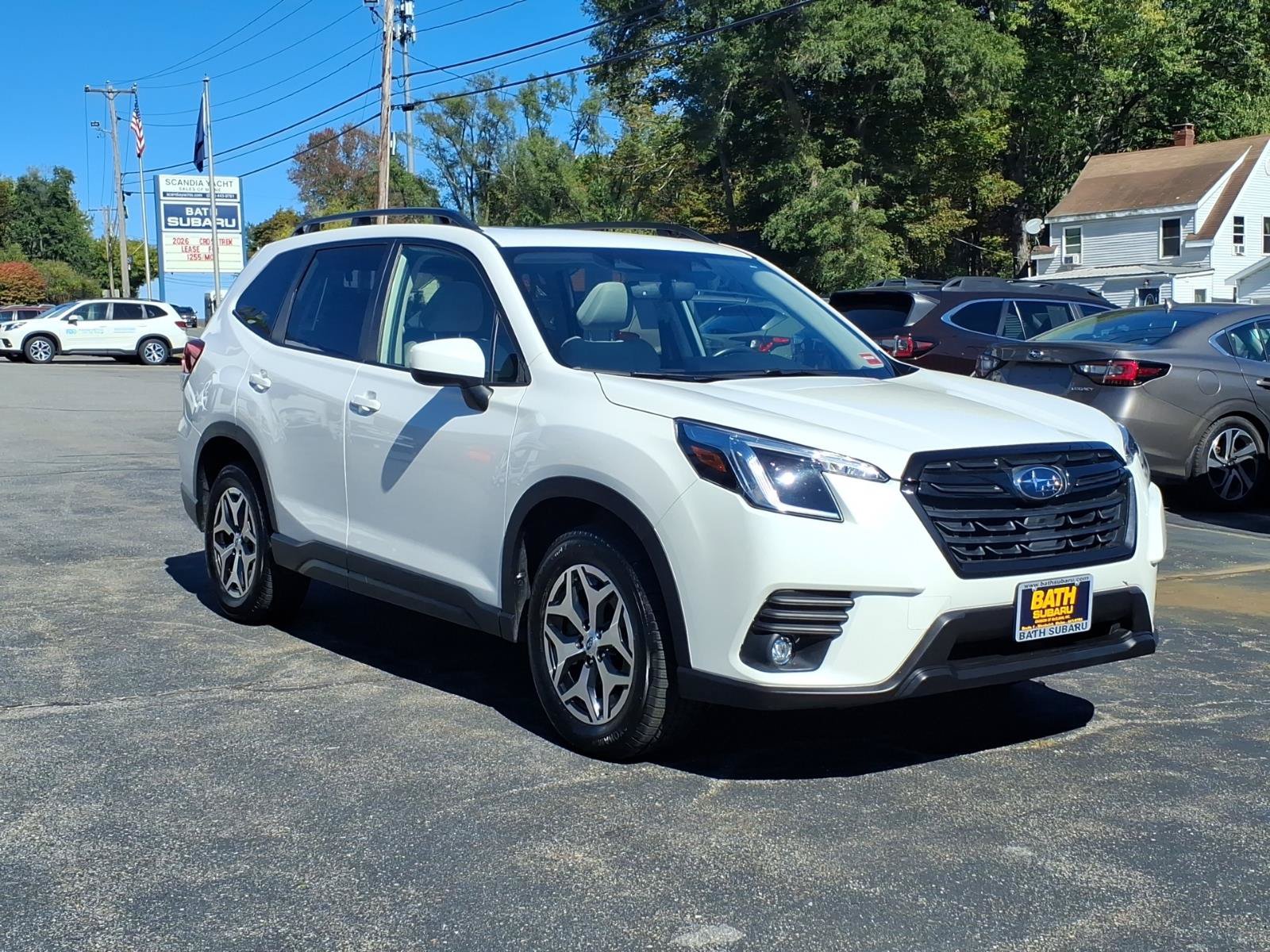 Certified 2024 Subaru Forester Premium w/ POP Package 1 AWD/4WD image 3