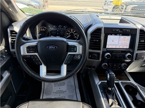 Used 2018 Ford F150 Lariat w/ Equipment Group 502A Luxury AWD/4WD image 39