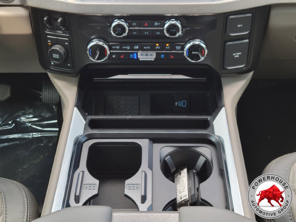 New 2026 Ford F250 Platinum w/ Platinum Plus Package AWD/4WD image 24
