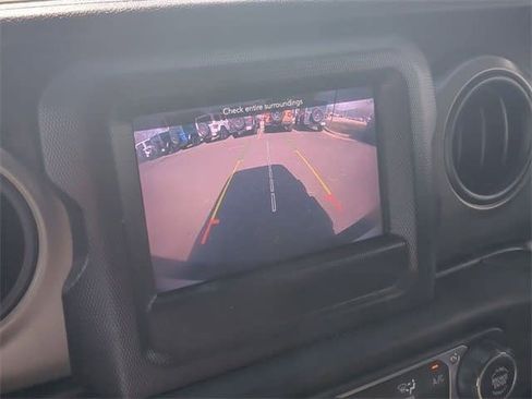 Used 2019 Jeep Wrangler Unlimited Sport S image 13