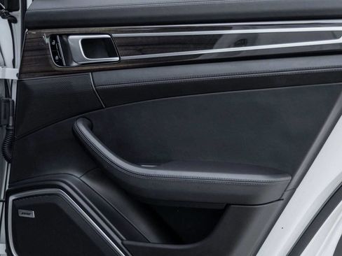Used 2020 Porsche Panamera GTS image 83