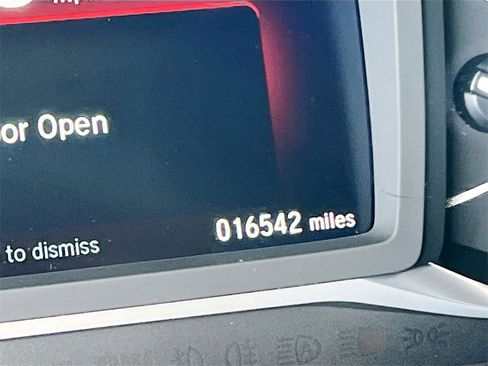 Used 2023 Honda Passport EX-L image 12