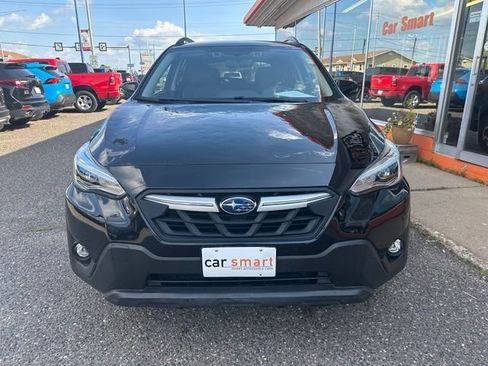 Used 2023 Subaru Crosstrek 2.5i Limited AWD/4WD image 2