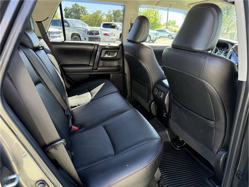Used 2016 Toyota 4Runner TRD Pro AWD/4WD image 23
