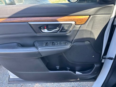 Used 2019 Honda CR-V EX-L image 3