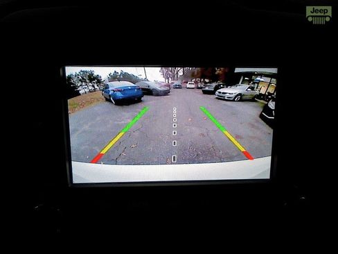 Used 2015 Jeep Renegade Trailhawk w/ Premium Leather Group image 12