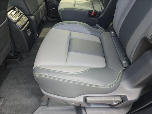 Used 2023 Subaru Ascent Onyx Edition Limited AWD/4WD image 16