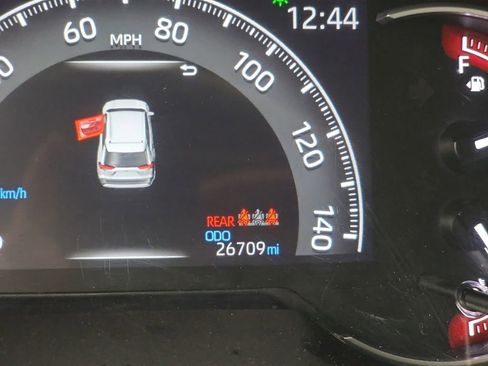 Used 2024 Toyota RAV4 XLE image 25