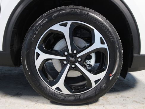 New 2026 Ford Escape ST-Line Select image 31