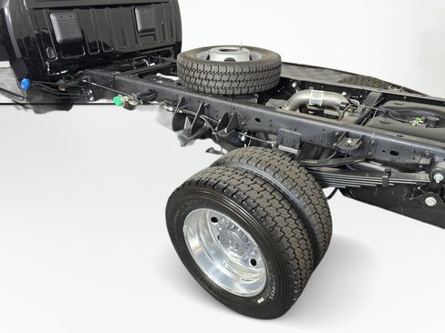 New 2026 RAM 5500 Tradesman w/ Safety Group AWD/4WD image 12