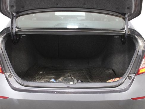 Used 2018 Honda Accord Sport image 13