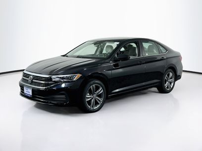 Used 2023 Volkswagen Jetta SE