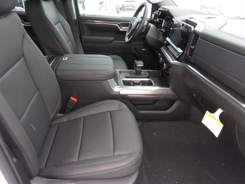 New 2026 Chevrolet Silverado 1500 LTZ image 11