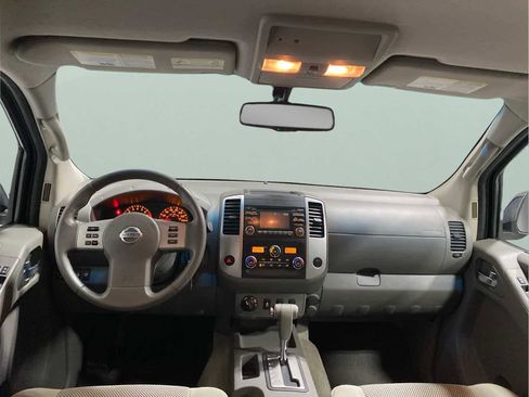 Used 2013 Nissan Frontier SV w/ SV Value Truck Pkg image 21