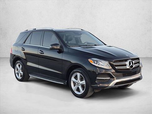 Used 2018 Mercedes-Benz GLE 350 image 3