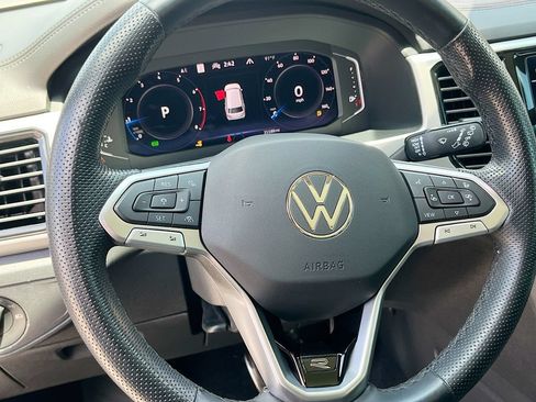 Used 2023 Volkswagen Atlas SEL Premium AWD/4WD image 11