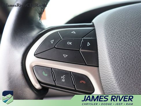Used 2020 Jeep Grand Cherokee Laredo w/ 18" Wheel & 8.4" Radio Group AWD/4WD image 25