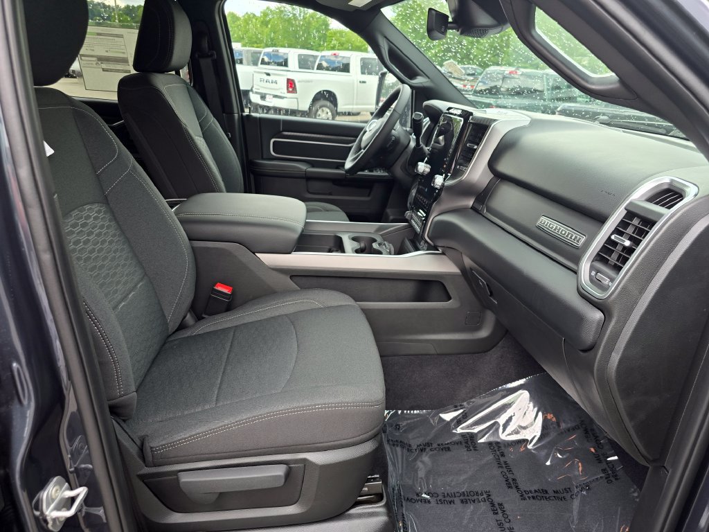 New 2026 RAM 3500 Big Horn AWD/4WD image 25