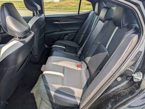 Used 2025 Toyota Camry SE FWD image 18