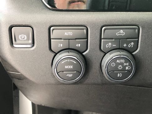 Used 2026 Chevrolet Silverado 1500 RST w/ RST Select Package AWD/4WD image 33
