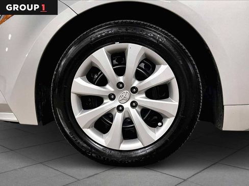 Certified 2025 Toyota Corolla LE image 10