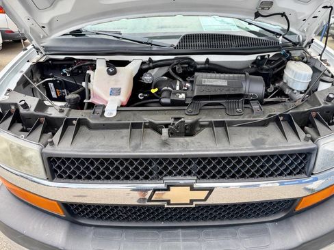 Used 2013 Chevrolet Express 3500 LT w/ LT Preferred Equipment Group RWD image 17