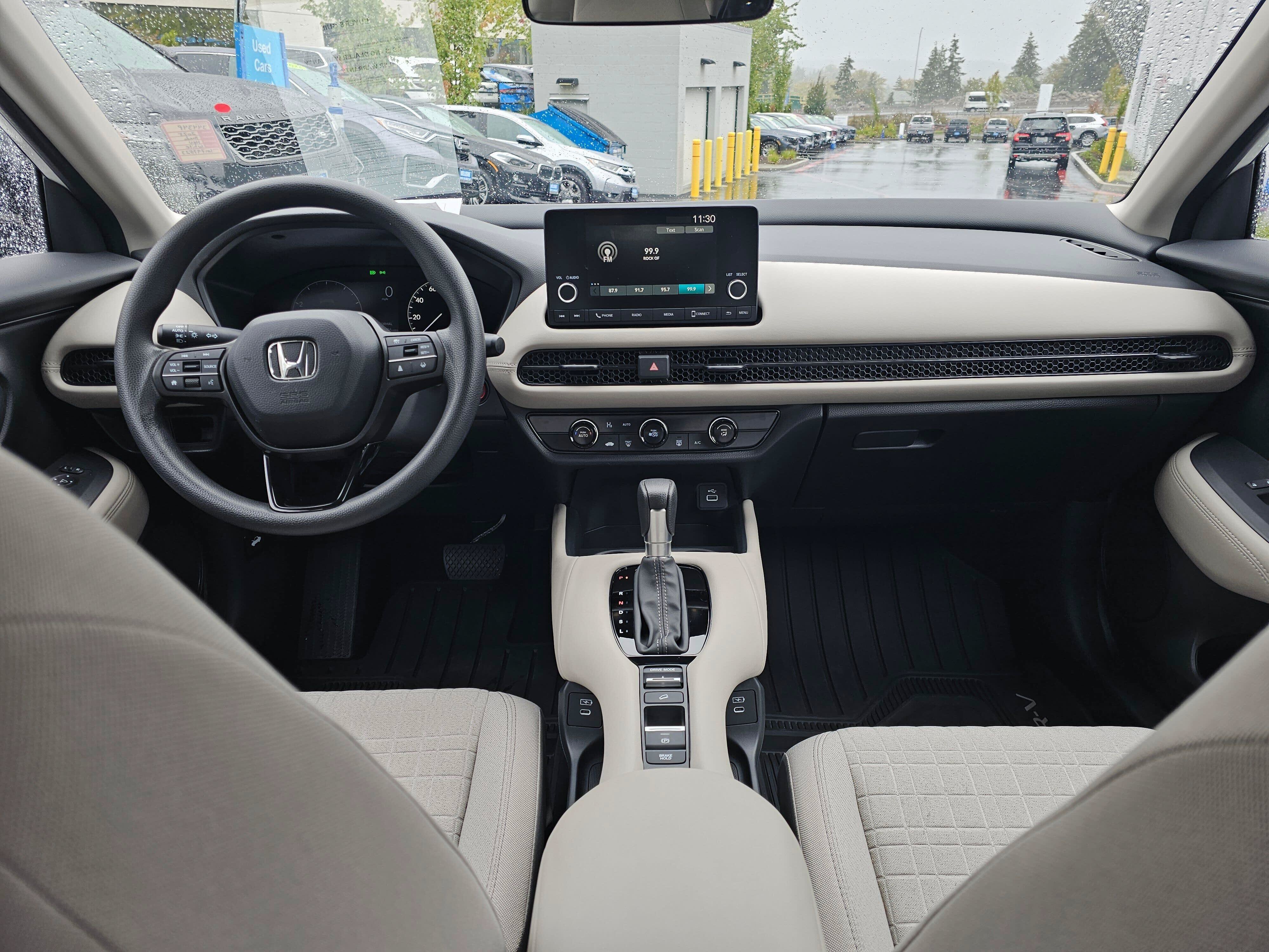 Used 2025 Honda HR-V LX image 22