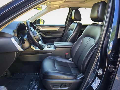Used 2024 MAZDA CX-90 3.3 Turbo w/ Preferred Plus AWD/4WD image 9