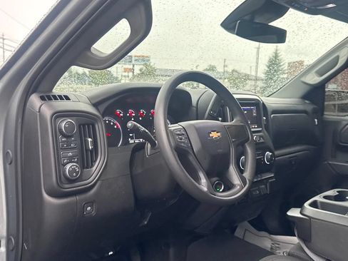 Used 2024 Chevrolet Silverado 1500 Custom AWD/4WD image 9