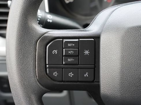 Used 2022 Ford F150 XL w/ Equipment Group 101A High RWD image 6