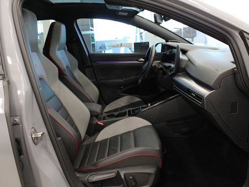Used 2025 Volkswagen GTI SE FWD image 16