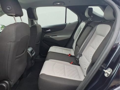 Used 2020 Chevrolet Equinox LS AWD/4WD image 9