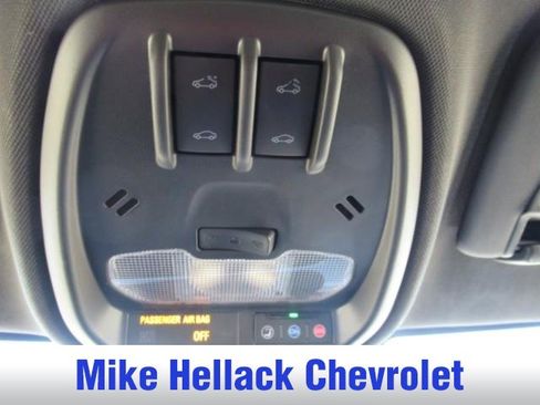 Used 2026 Chevrolet Trax RS w/ Sunroof Package image 32