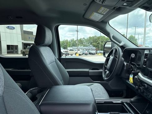 New 2026 Ford F250 XLT w/ Tremor Off-Road Package AWD/4WD image 15