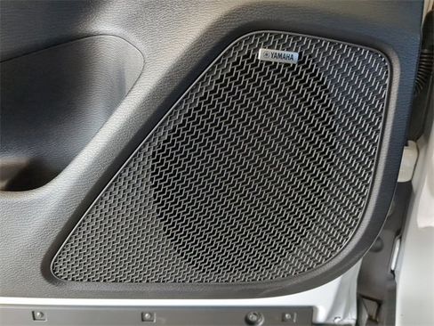 New 2025 Mitsubishi Outlander Trail Edition image 21