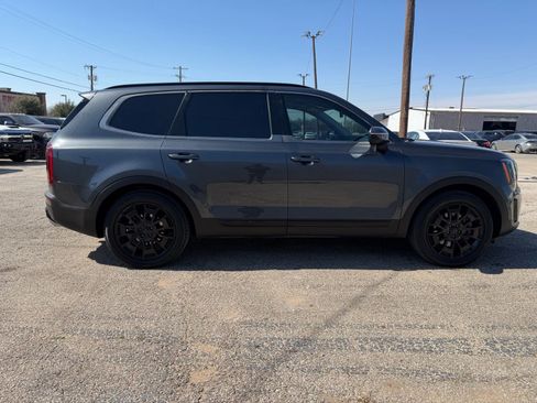 Used 2021 Kia Telluride EX w/ EX Premium Package image 8