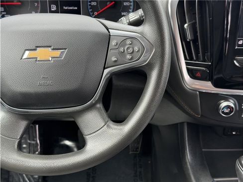 Used 2020 Chevrolet Traverse LS FWD image 38