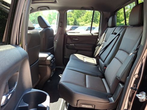 Used 2024 Honda Ridgeline Black Edition image 10