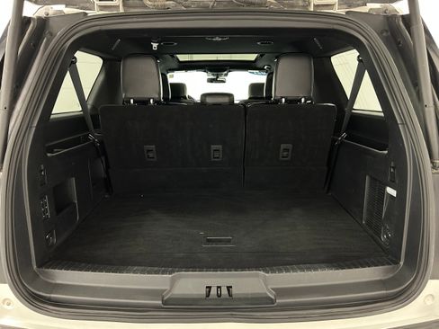 Used 2021 Ford Expedition Max XLT image 35