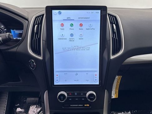 New 2024 Ford Edge SE image 12