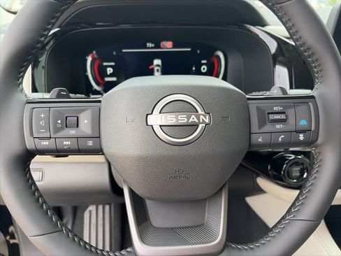 New 2026 Nissan Pathfinder SL image 13